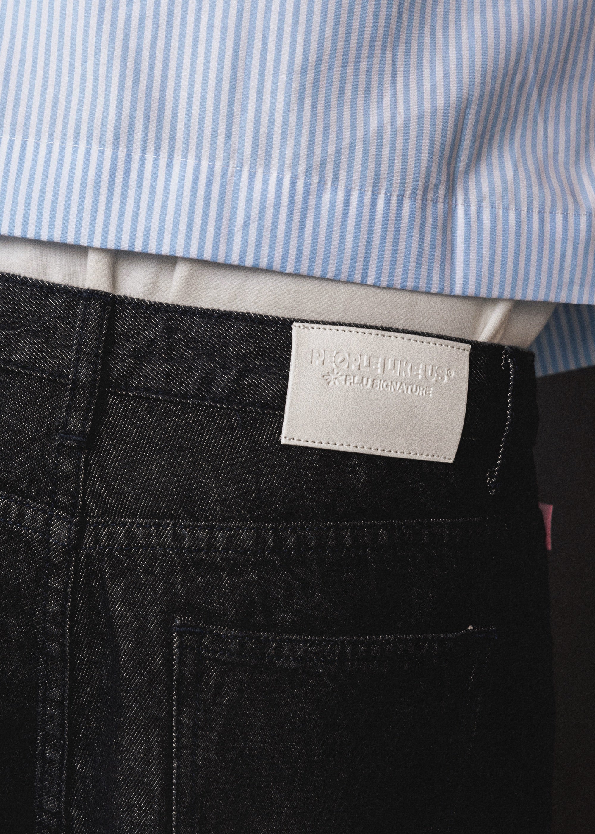 S104: Raw Denim Carabiner Shorts (Black)